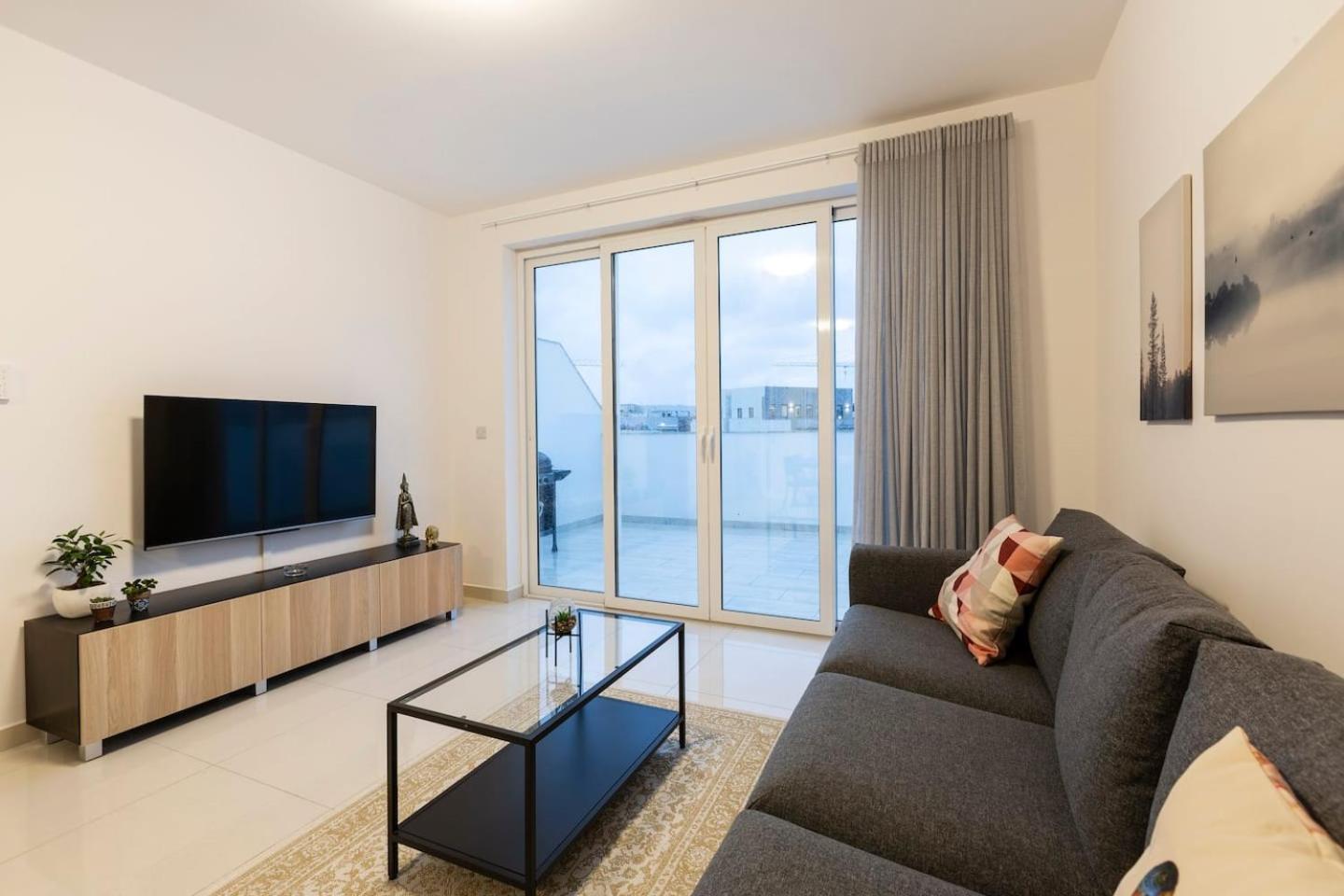 Beautiful Central Penthouse 1Br Ta Xbiex Екстер'єр фото
